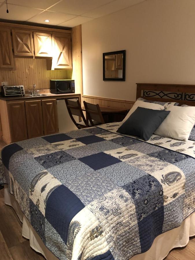 Hotel Sous La Croix 152725 تادوساك المظهر الخارجي الصورة