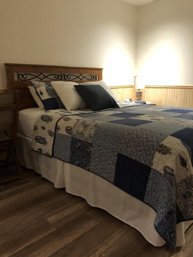 Hotel Sous La Croix 152725 تادوساك المظهر الخارجي الصورة